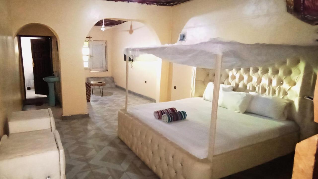Baba Lao Hotel Малинди Экстерьер фото